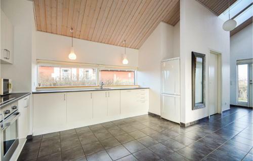 Holiday Home Lakolk