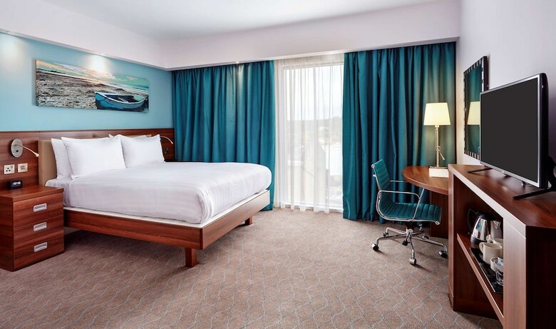 Hotel Hampton By Hilton Bournemouth