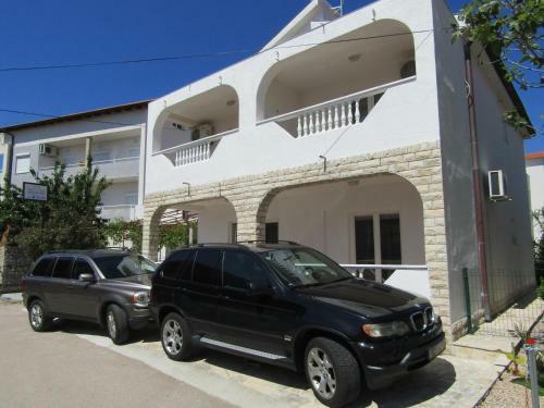 Apartments Ana