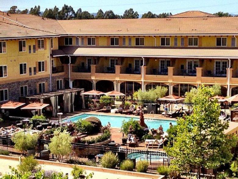 Hotel Meritage Resort And Spa