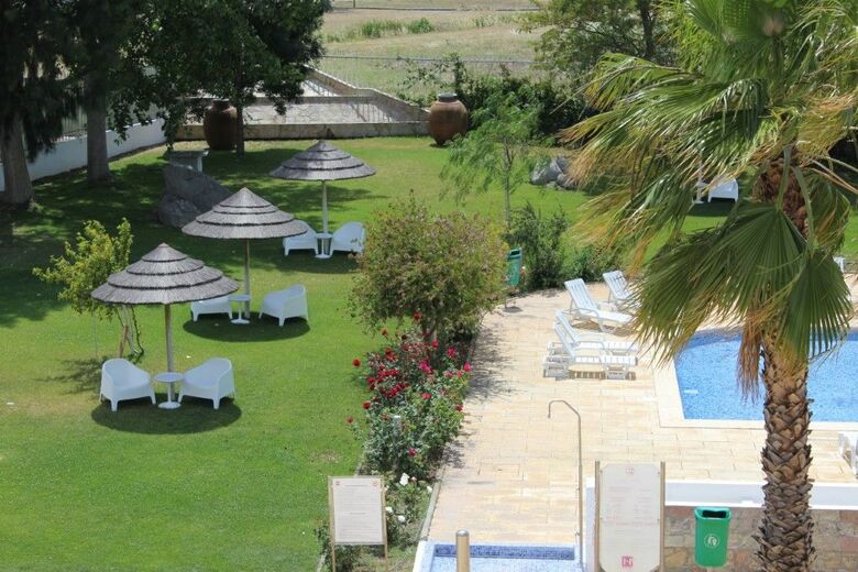 Hotel Bejaparque