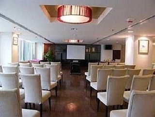 Hotel Silka Far East