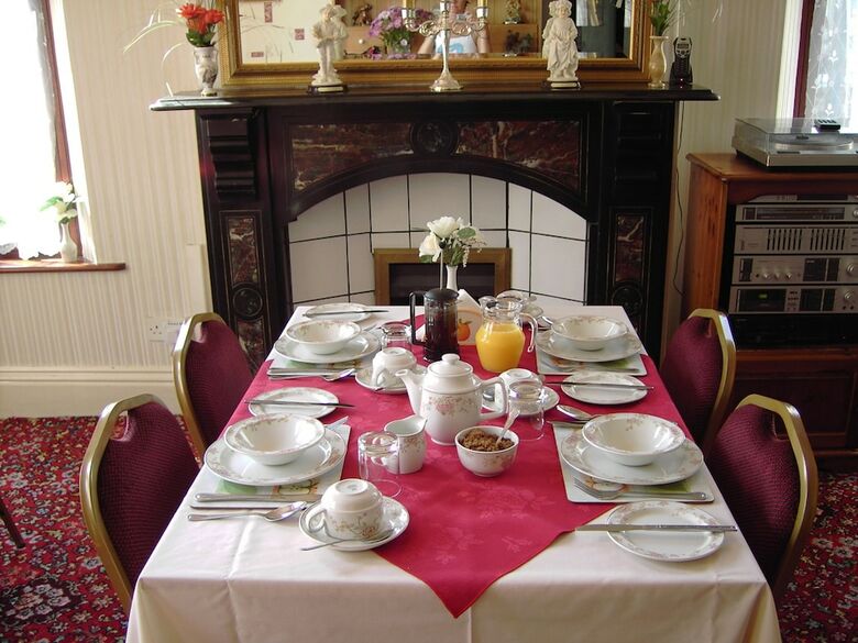 Bed & Breakfast Cambridge House Hotel