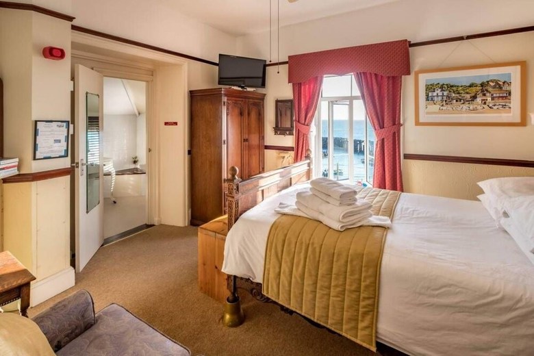 Bed & Breakfast Harbour View Hotel