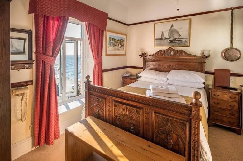 Bed & Breakfast Harbour View Hotel