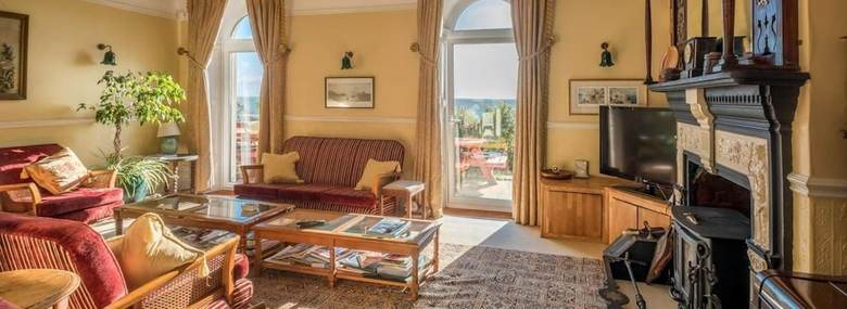 Bed & Breakfast Harbour View Hotel