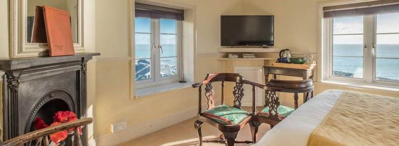 Bed & Breakfast Harbour View Hotel