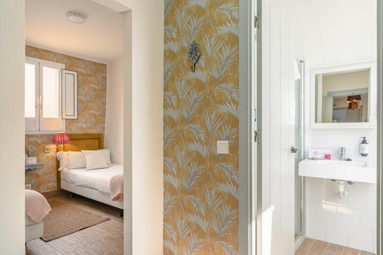 Hostal N�a Santa Cruz