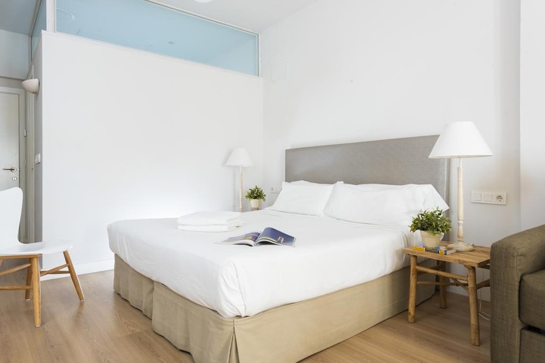 Apartamentos Suites Sevilla Plaza