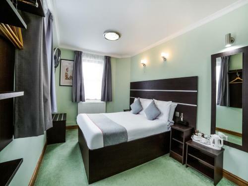 Epsilon Hotel