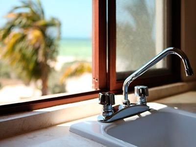 Hotel Technotel San Benito Beach