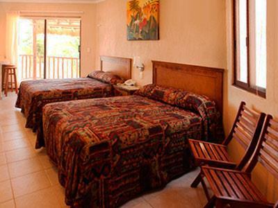 Hotel Technotel San Benito Beach