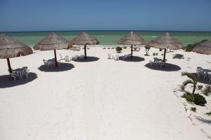 Hotel Technotel San Benito Beach
