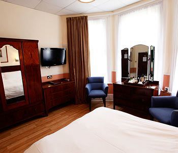 Glenlyn Hotel