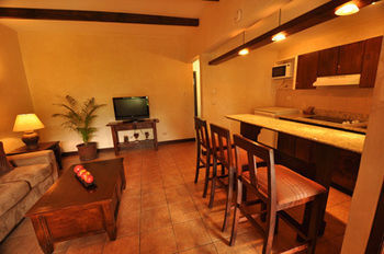 Hotel Soleil La Antigua