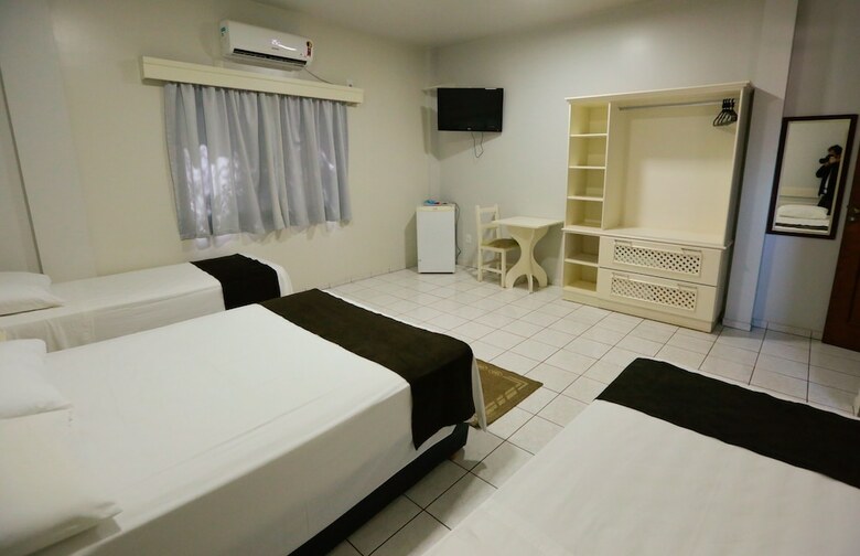 Apartamentos Nayru Hotel