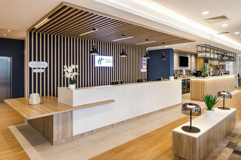 Hotel Holiday Inn Express London - Excel