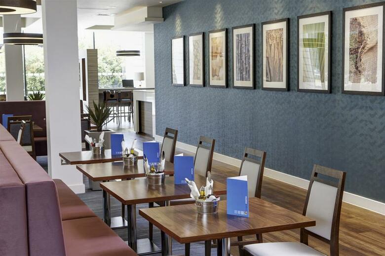Hotel Holiday Inn Express London - Excel