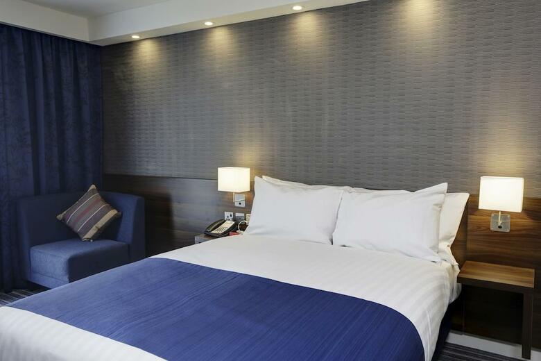 Hotel Holiday Inn Express London - Excel