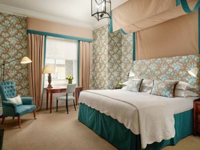 The Pelham Hotel