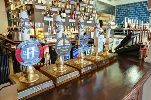 Publove @ Exmouth Arms Euston - Hostel