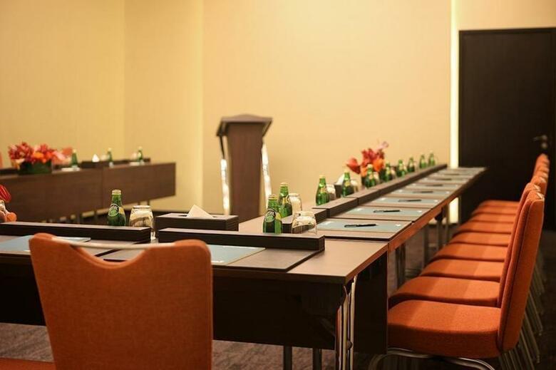 Cosmopolitan Hotel Dubai