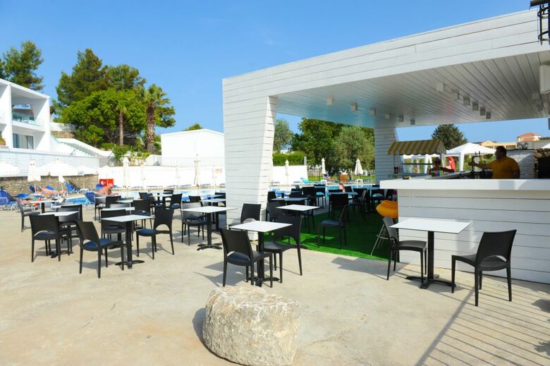 Smartline Elia Hotel