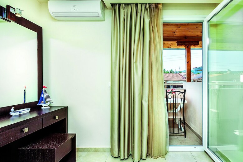 Hotel Elinotel Polis