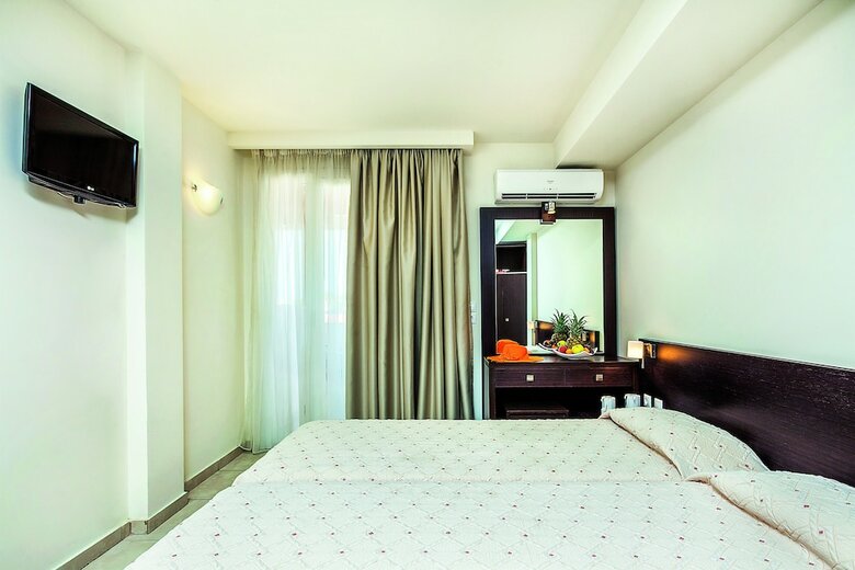 Hotel Elinotel Polis