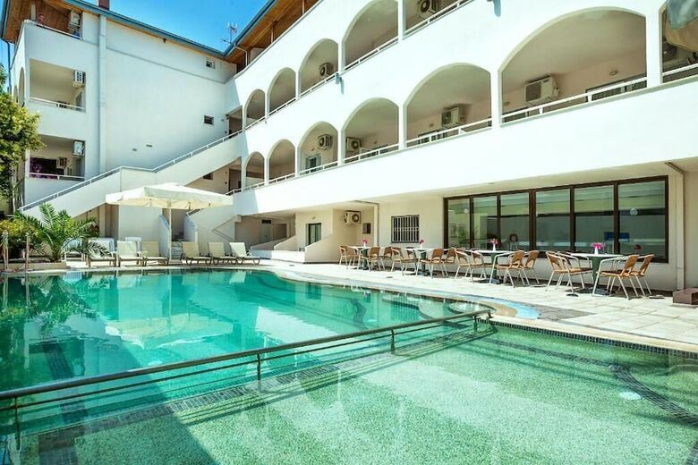 Hotel Elinotel Polis