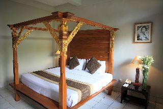 Hotel Legian Village