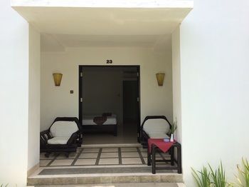 Hotel Legong Keraton Beach