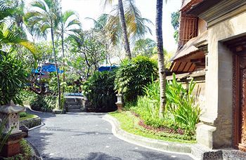 Hotel Puri Dewa Bharata Villas