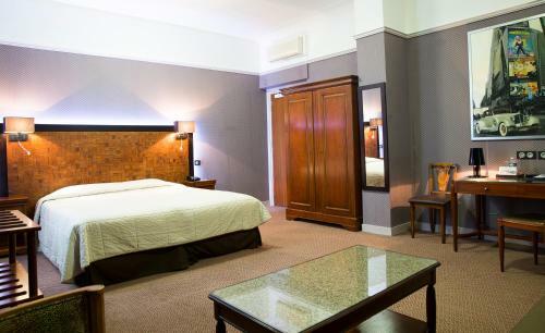 Le Grand Hotel De Tours