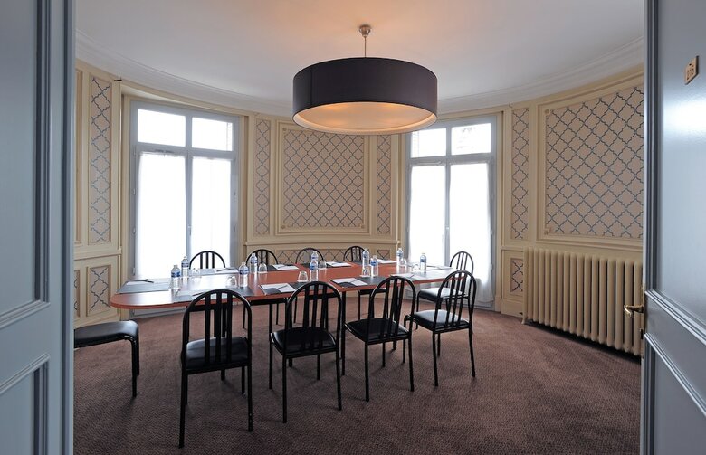 Le Grand Hotel De Tours
