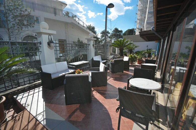 Hotel Oaza