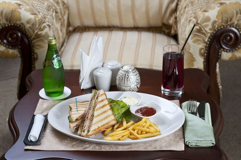 Amici Grand Hotel