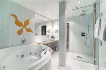 Hotel Prestige