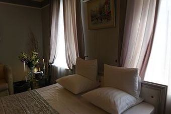 Hotel Prestige