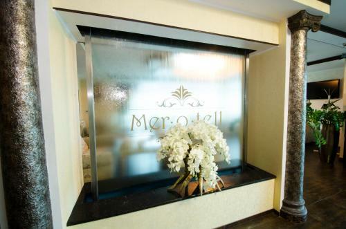 Hotel Merotell