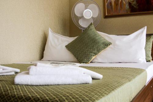 Hostal Vivat Hotel