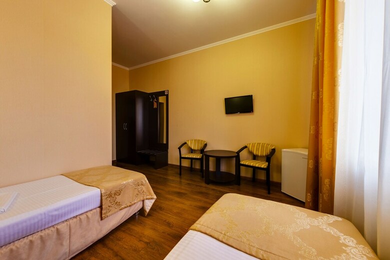 Hotel Zapadniy