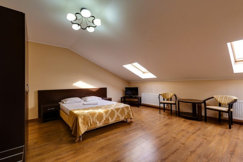 Hotel Zapadniy
