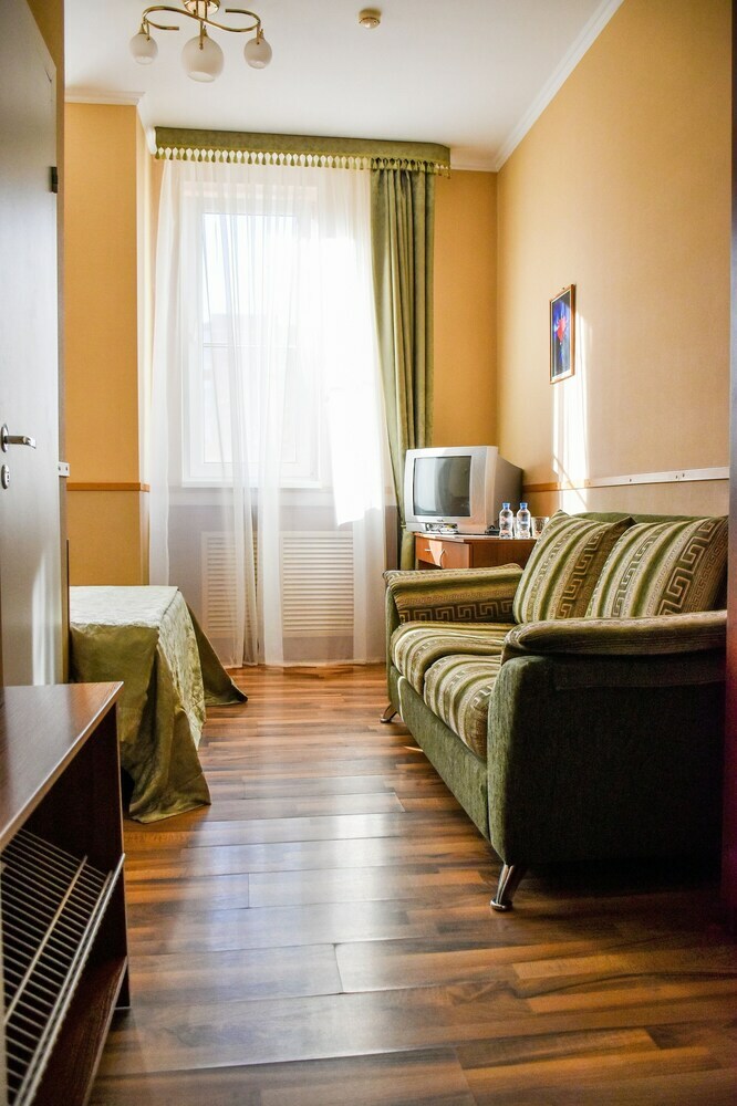 Express Hotel
