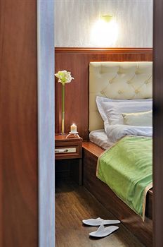 Aureliu Hotel