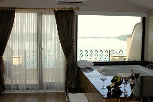 Lale Hotel