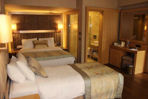 Lale Hotel