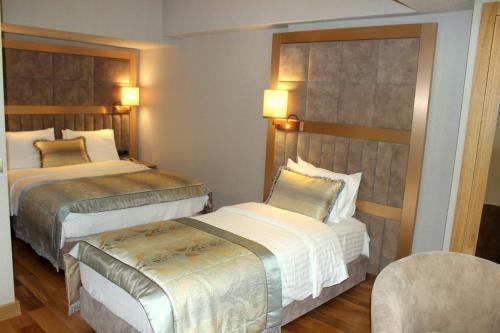 Lale Hotel