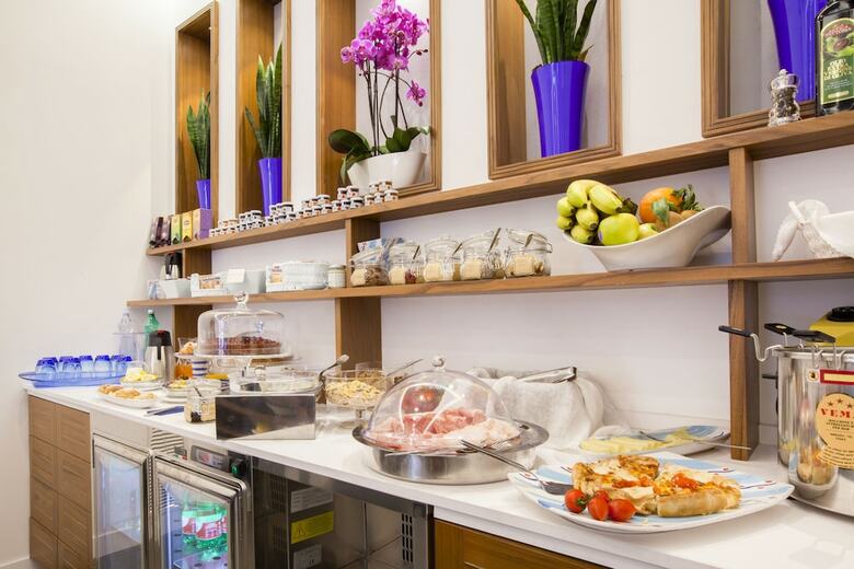 Apartamentos Tasso Suites