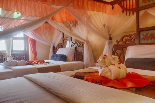 Chavda Hotel